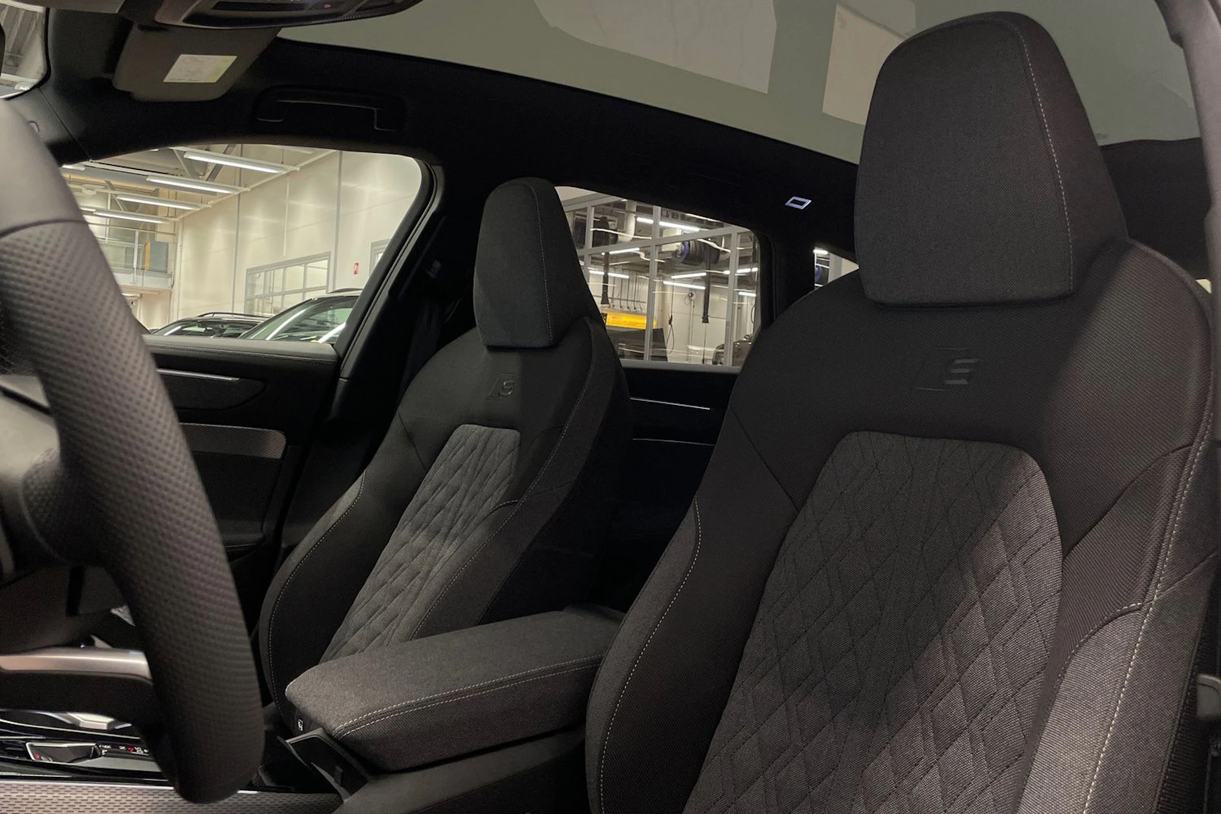 met. vihreä Audi A6 allroad quattro 2026 kuva 11.