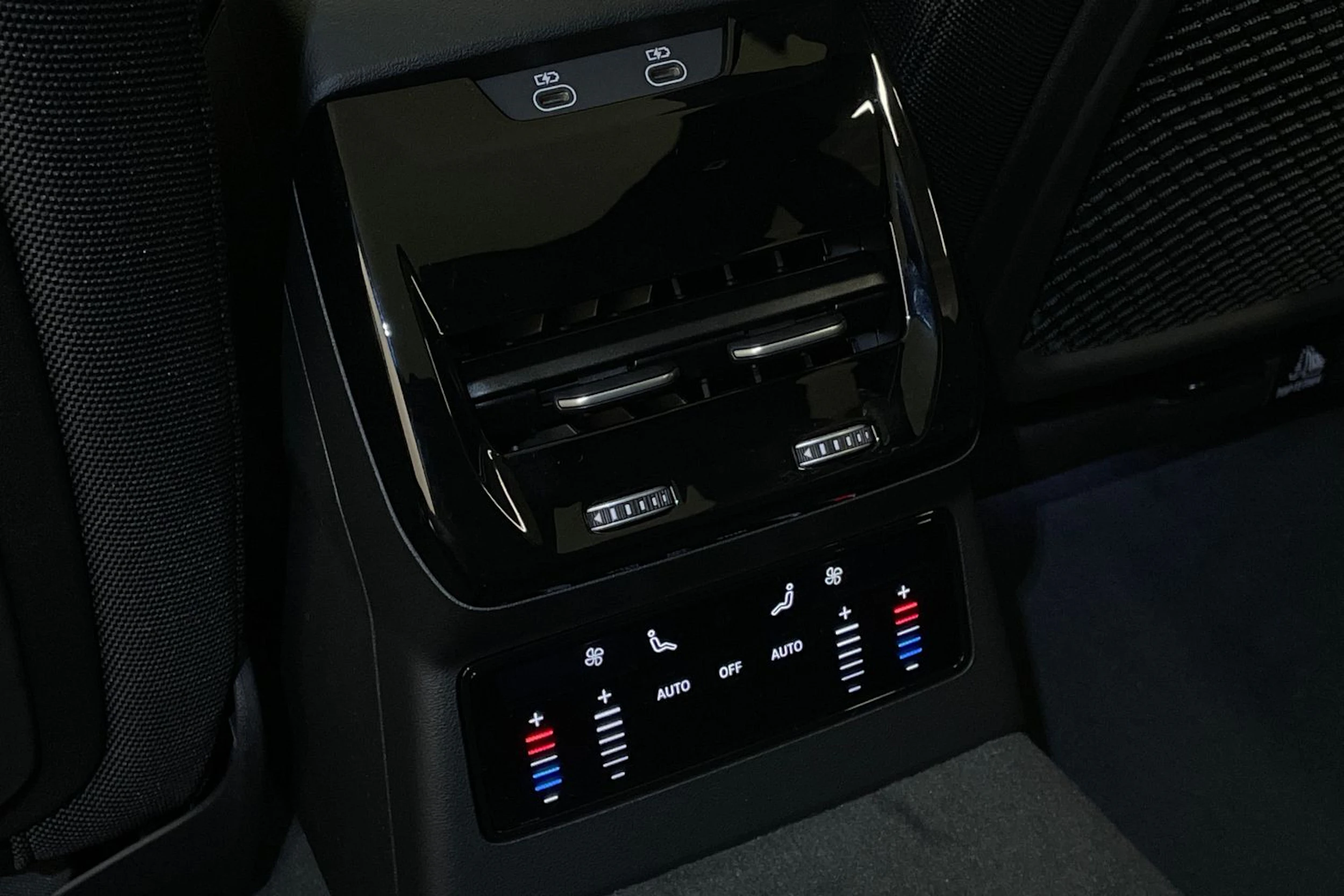 met. vihreä Audi A6 allroad quattro 2026 kuva 24.