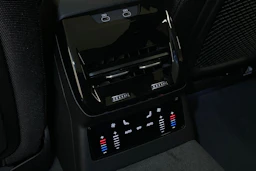 met. vihreä Audi A6 allroad quattro 2026 kuva 24.