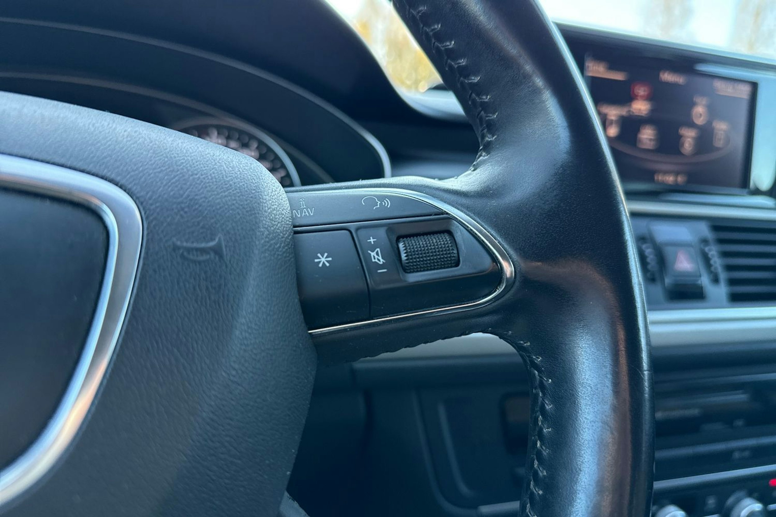 Harmaa Audi A6 2012 kuva 31.