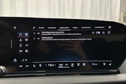 valkoinen Audi A6 e-tron 2025 kuva 31.