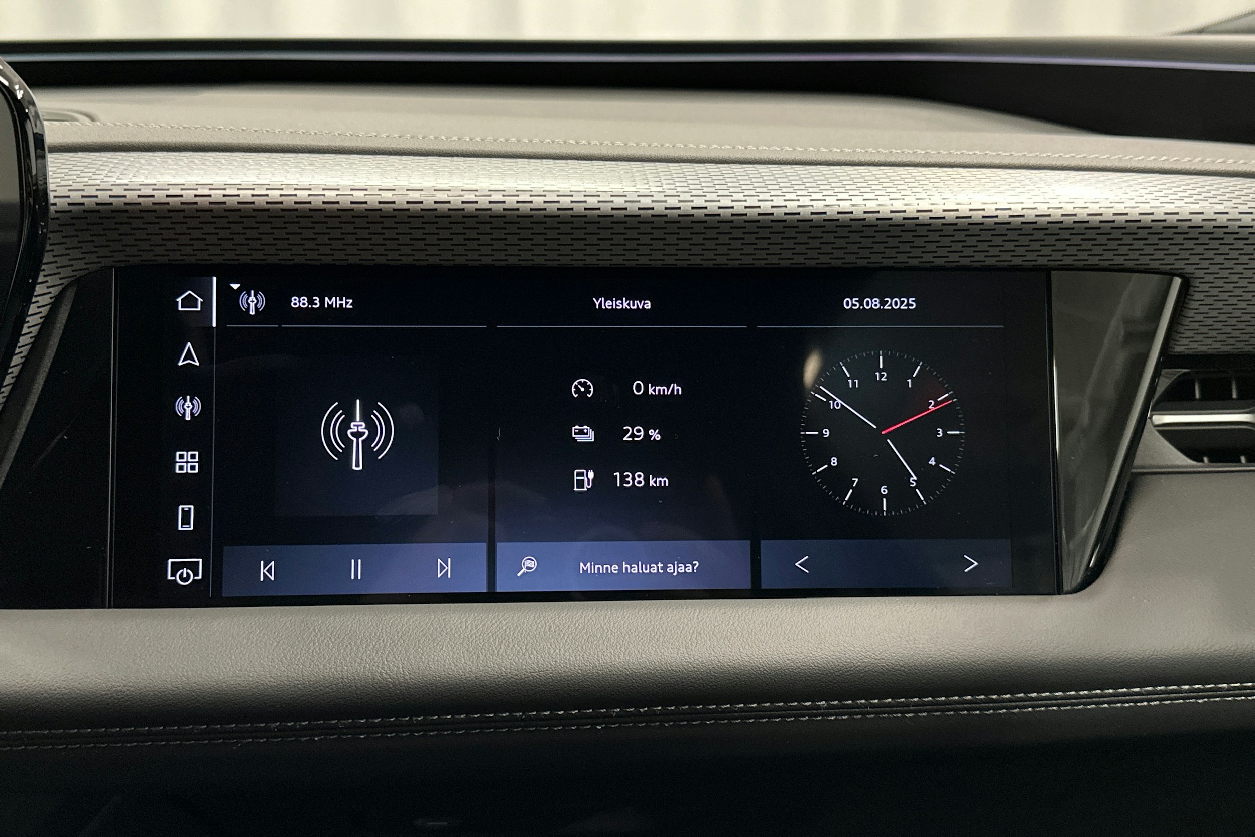 valkoinen Audi A6 e-tron 2025 kuva 36.