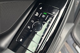 harmaa Audi A6 e-tron 2025 kuva 12.