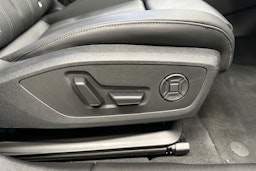 beige Audi A6 e-tron 2025 kuva 33.