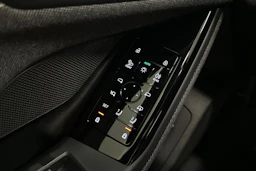 beige Audi A6 e-tron 2025 kuva 14.