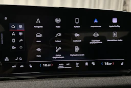 beige Audi A6 e-tron 2025 kuva 18.