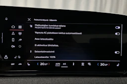 beige Audi A6 e-tron 2025 kuva 33.
