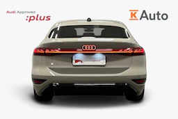 beige Audi A6 e-tron 2025 kuva 3.