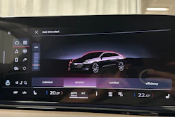 beige Audi A6 e-tron 2025 kuva 33.