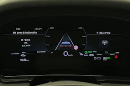 musta Audi A6 e-tron 2025 kuva 13.