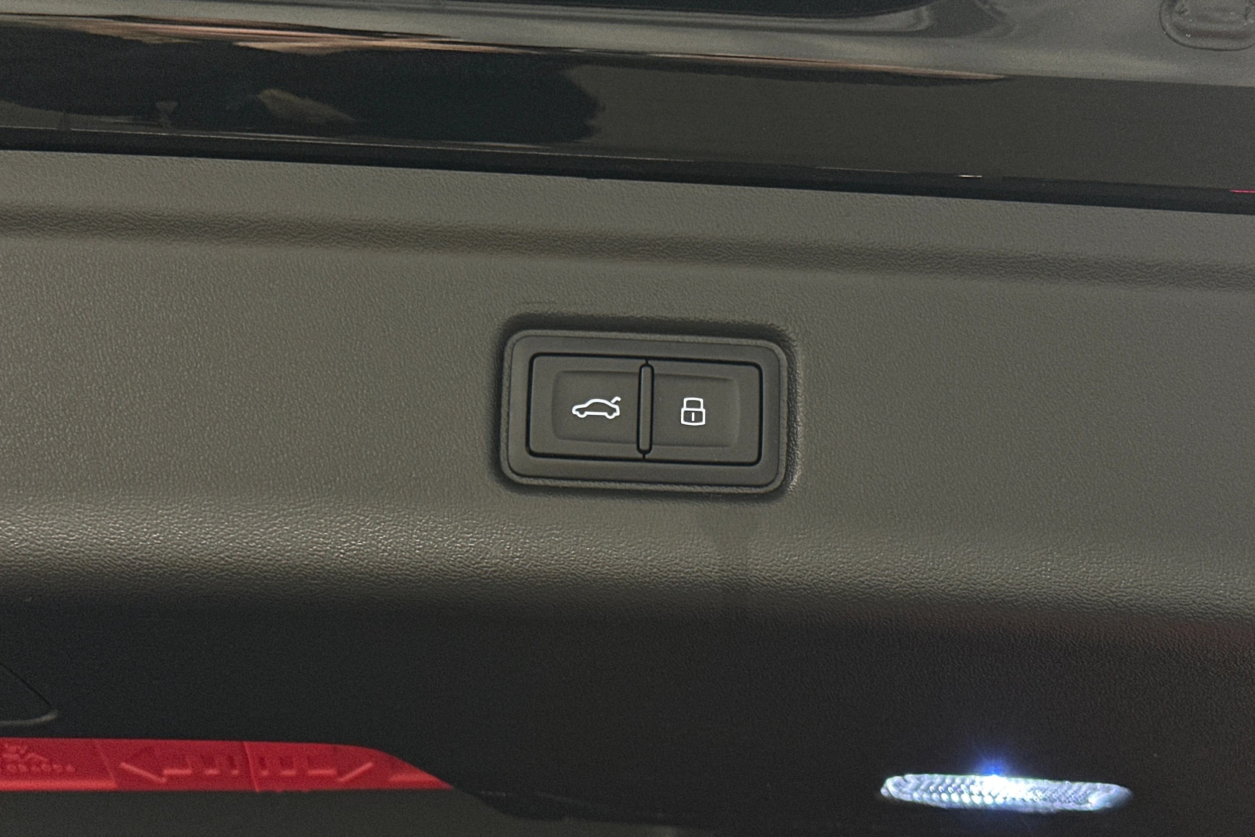 musta Audi A6 e-tron 2025 kuva 39.
