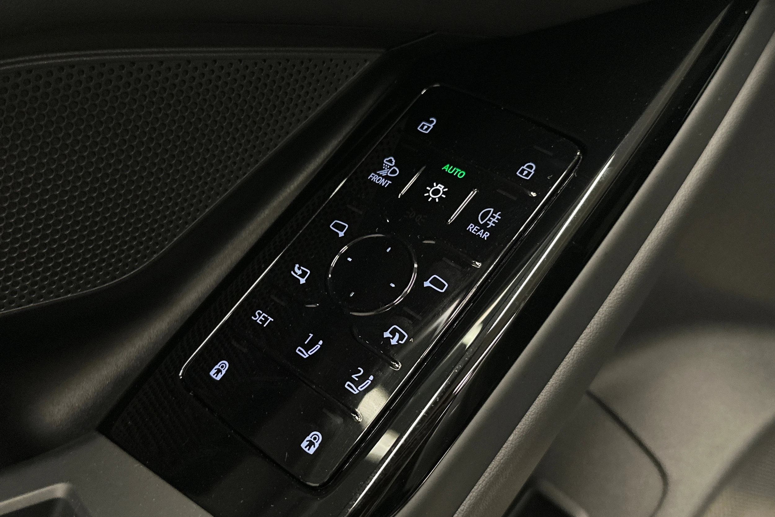 harmaa Audi A6 e-tron 2025 kuva 17.