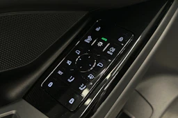 harmaa Audi A6 e-tron 2025 kuva 17.