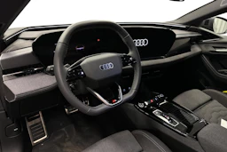 harmaa Audi A6 e-tron 2025 kuva 6.