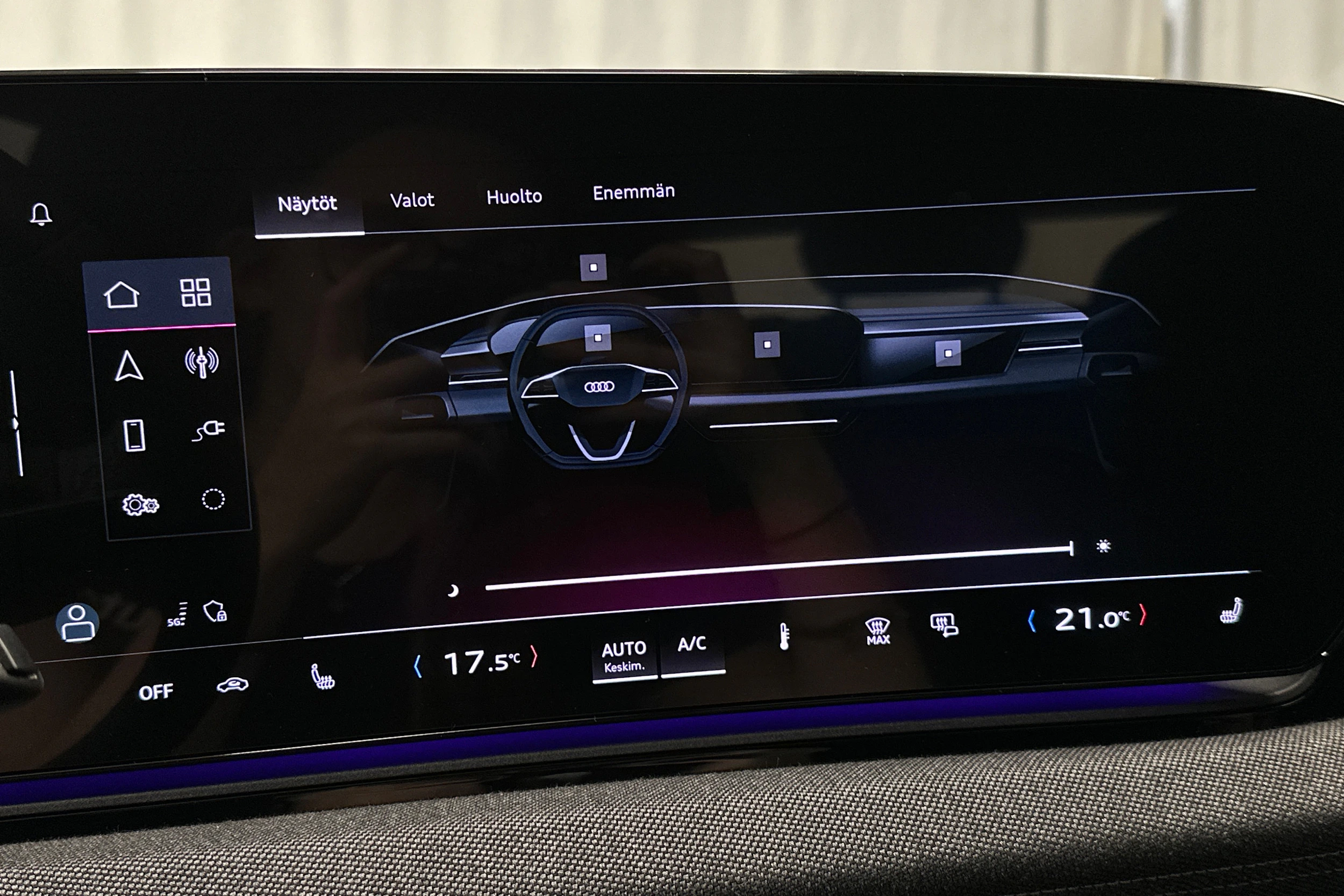 harmaa Audi A6 e-tron 2025 kuva 21.