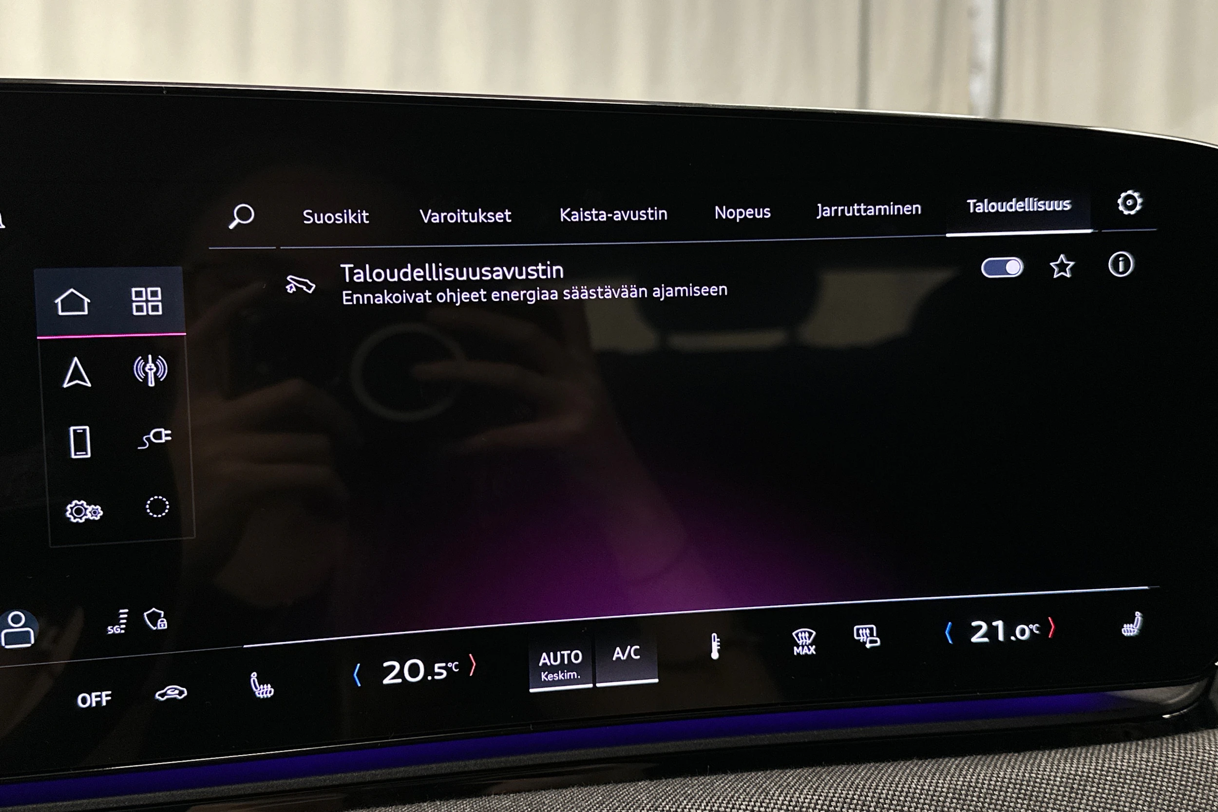 harmaa Audi A6 e-tron 2025 kuva 32.