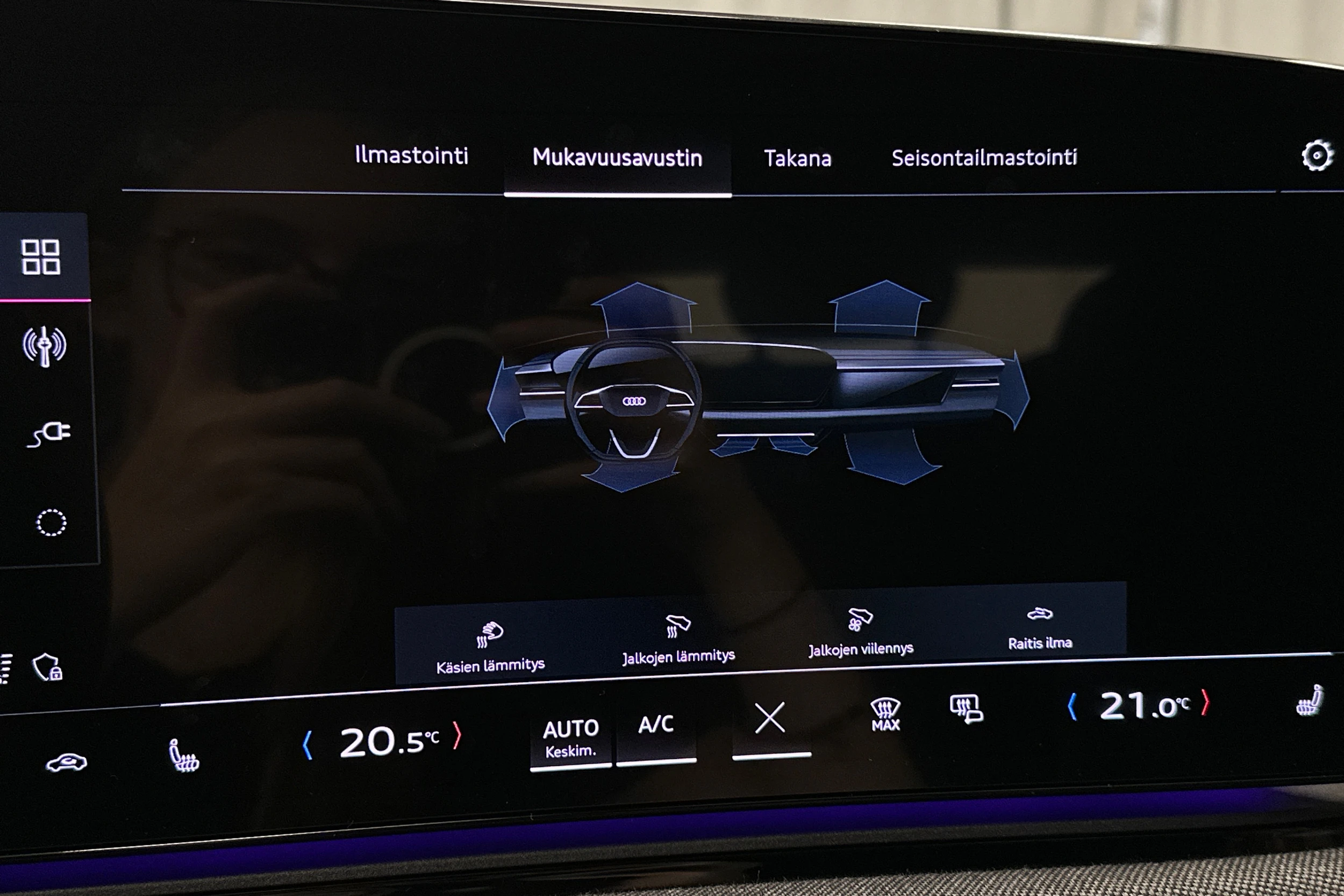 harmaa Audi A6 e-tron 2025 kuva 34.