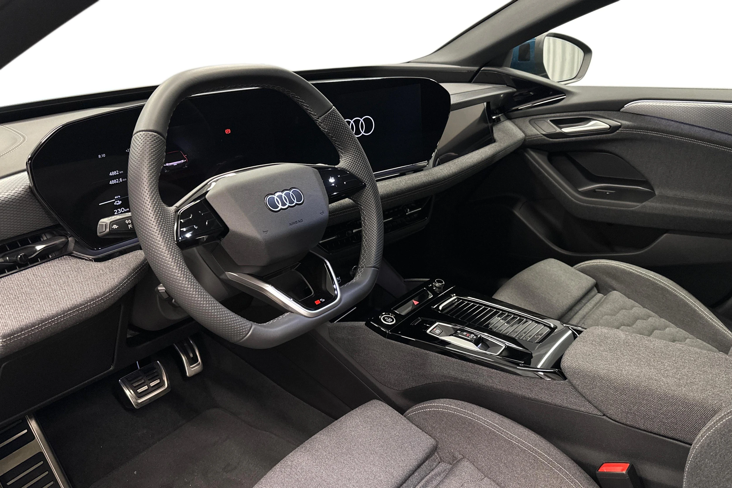 sininen Audi A6 e-tron 2025 kuva 6.