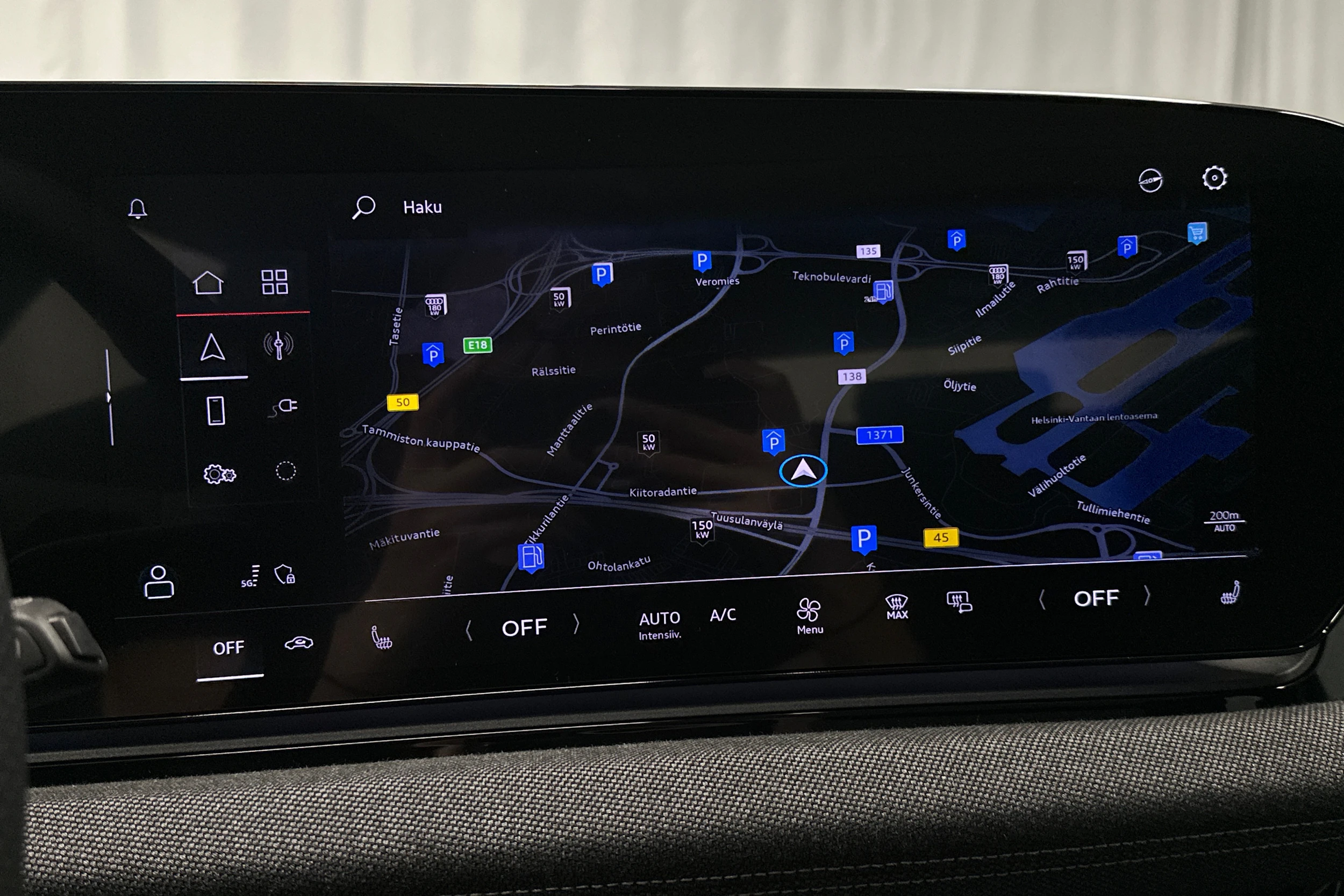 sininen Audi A6 e-tron 2025 kuva 17.