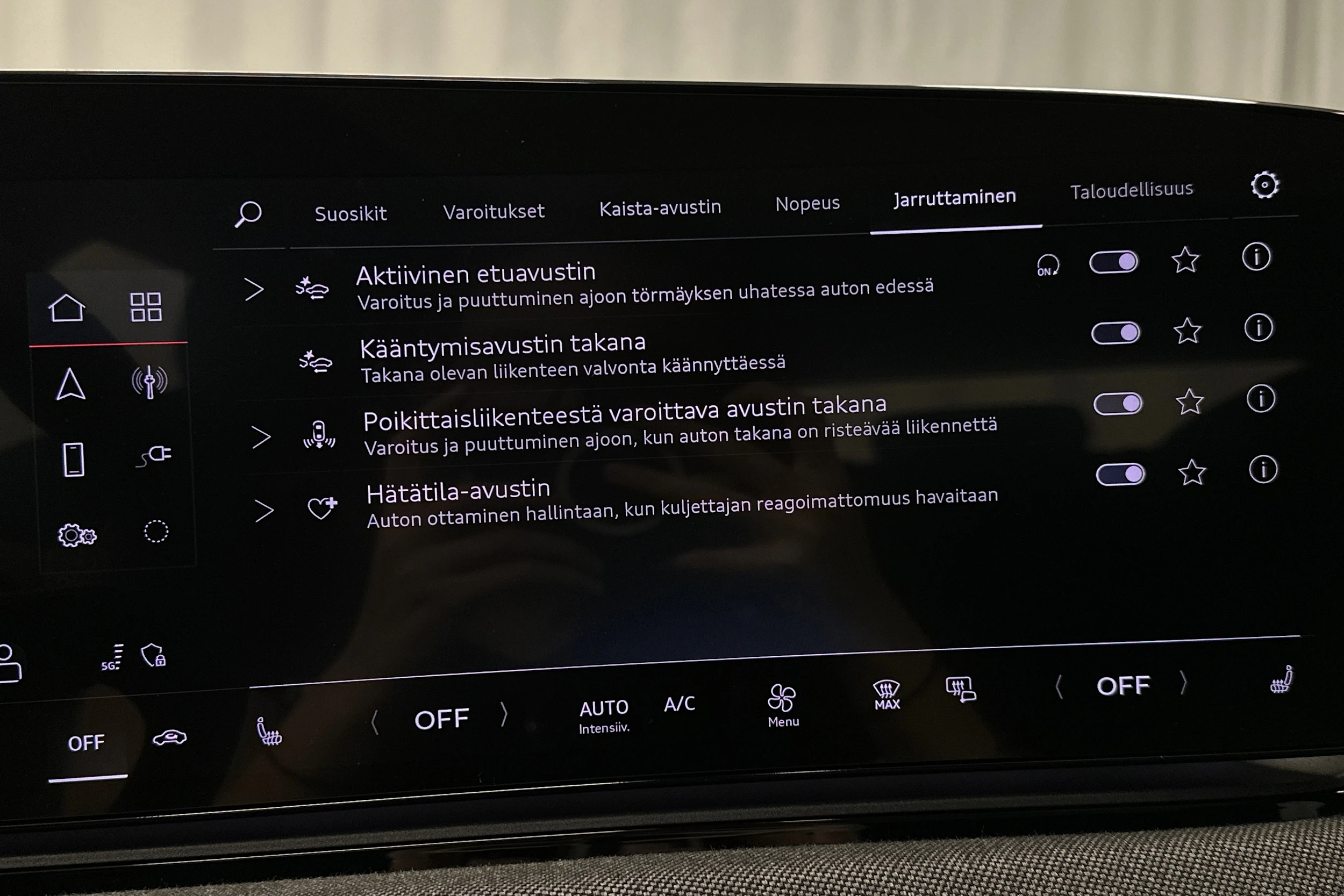 sininen Audi A6 e-tron 2025 kuva 29.