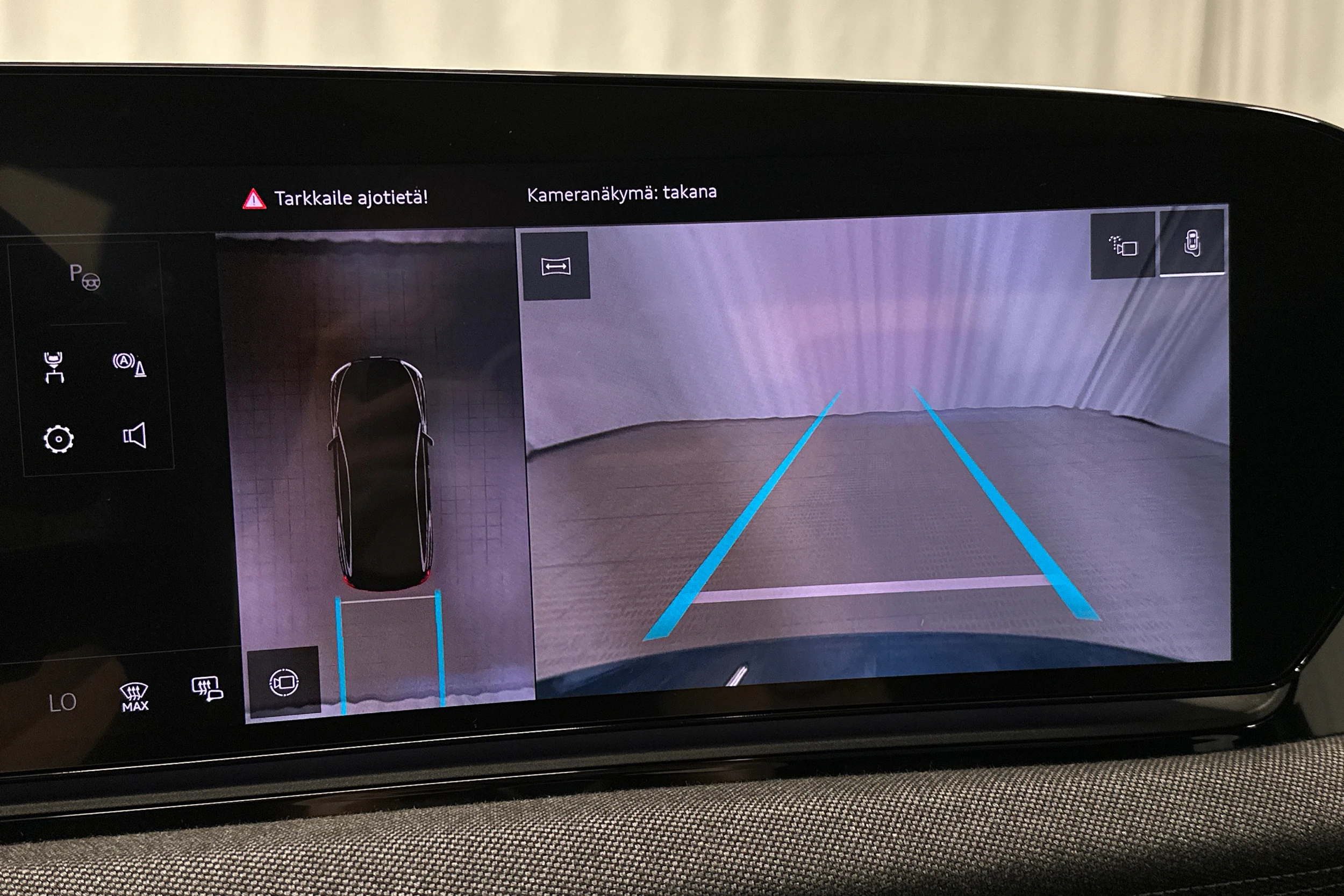 sininen Audi A6 e-tron 2025 kuva 33.