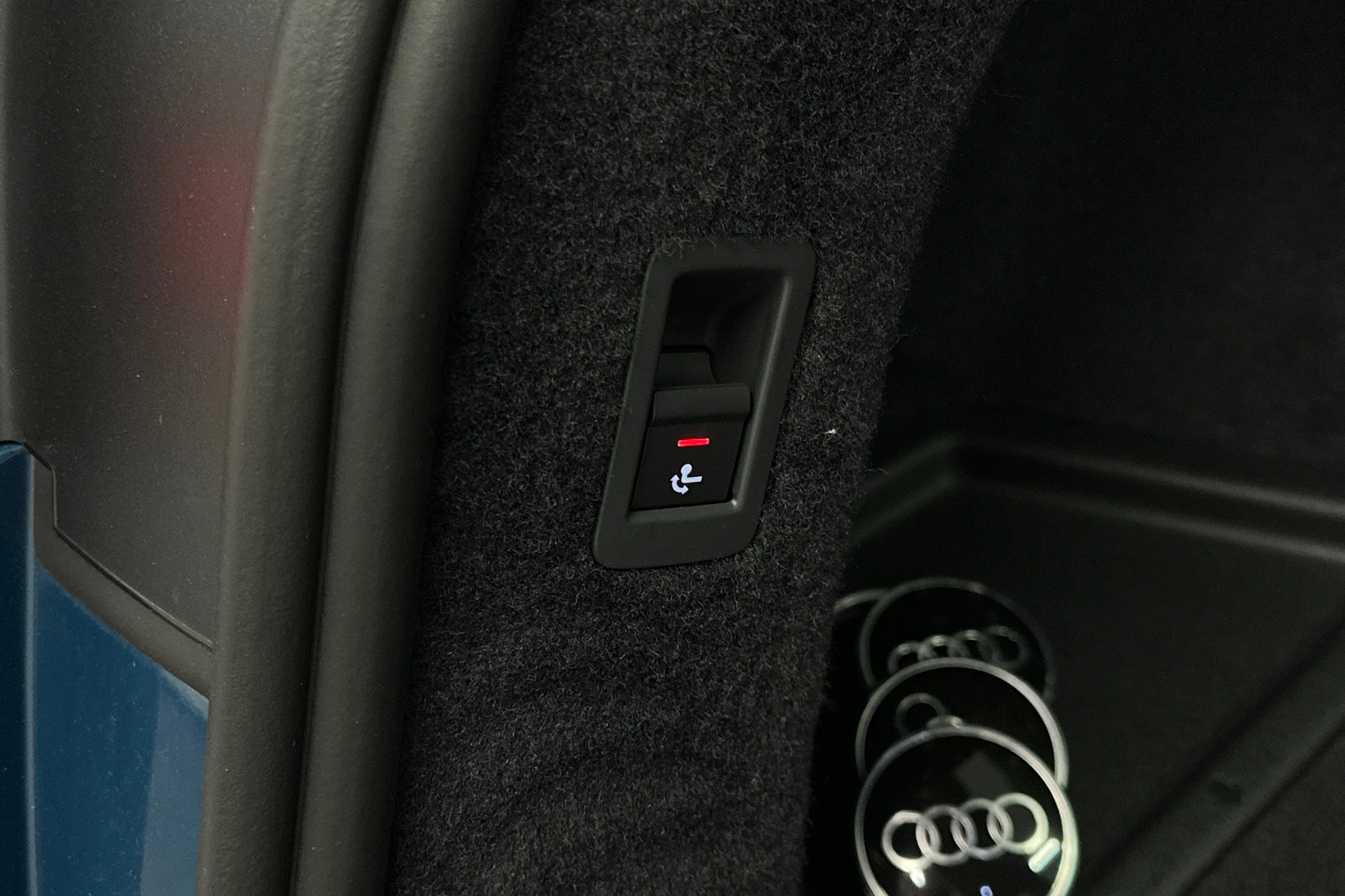 sininen Audi A6 e-tron 2025 kuva 41.
