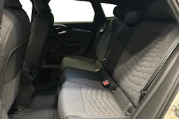 beige Audi A6 e-tron 2025 kuva 8.