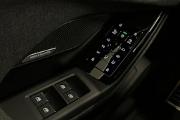 beige Audi A6 e-tron 2025 kuva 14.