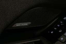 beige Audi A6 e-tron 2025 kuva 15.