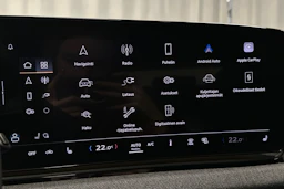 beige Audi A6 e-tron 2025 kuva 17.