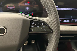 keltainen Audi A6 e-tron 2025 kuva 12.