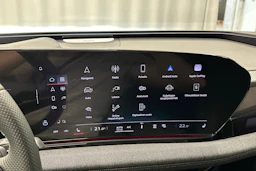keltainen Audi A6 e-tron 2025 kuva 17.