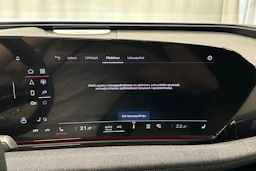 keltainen Audi A6 e-tron 2025 kuva 18.