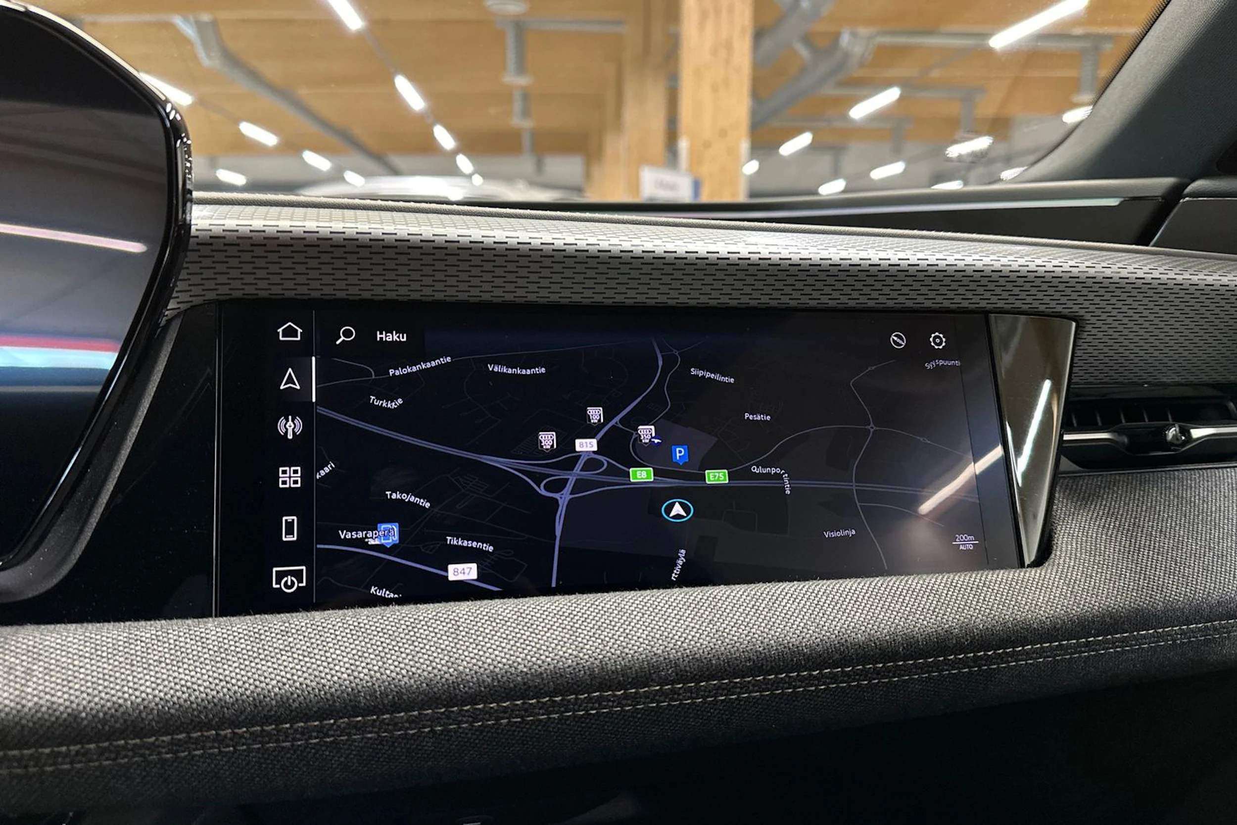 valkoinen Audi A6 e-tron 2025 kuva 22.