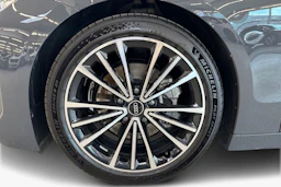 harmaa Audi A6 e-tron 2025 kuva 9.