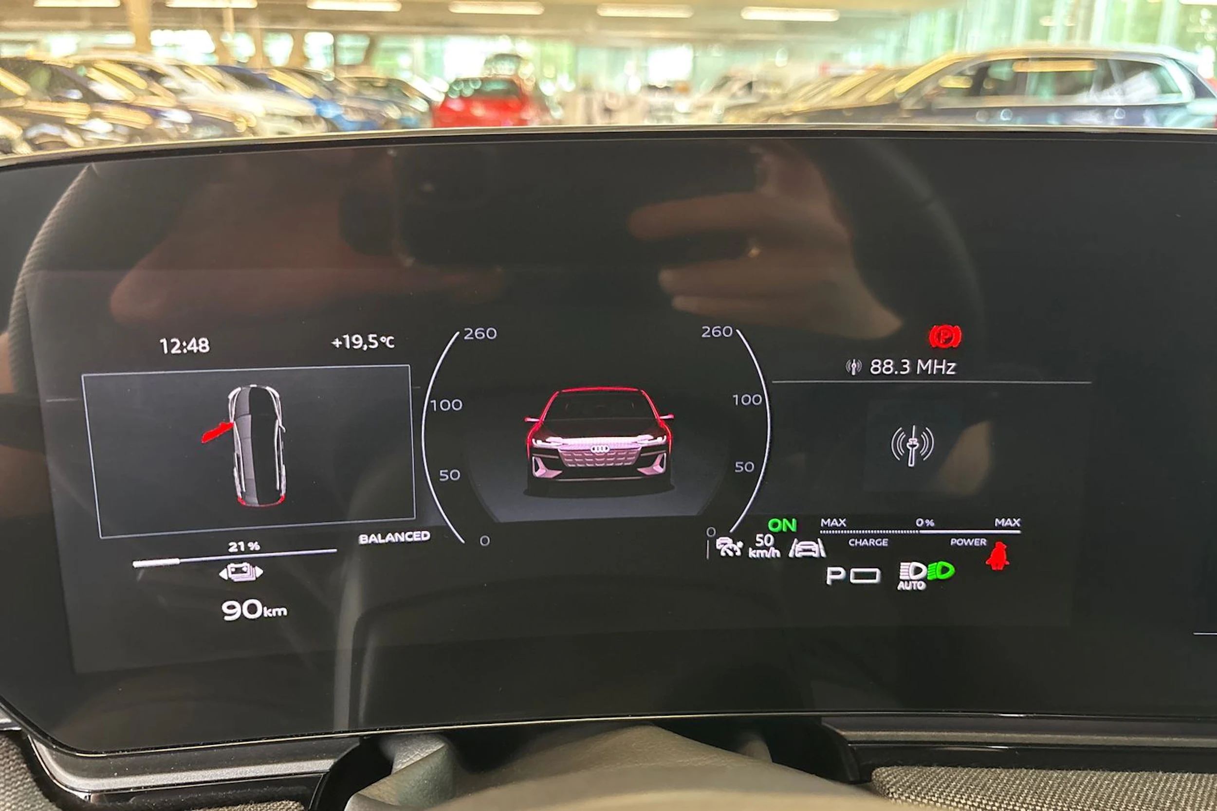 harmaa Audi A6 e-tron 2025 kuva 14.