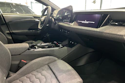 harmaa Audi A6 e-tron 2025 kuva 26.