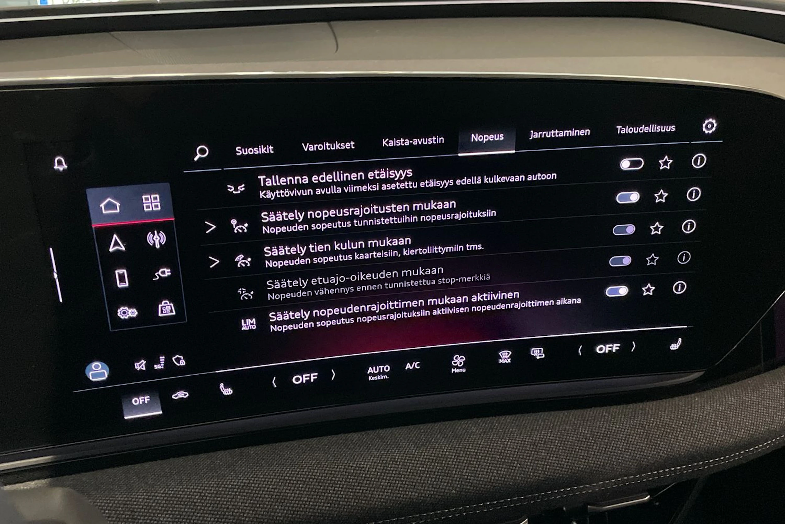 harmaa Audi A6 e-tron 2025 kuva 19.