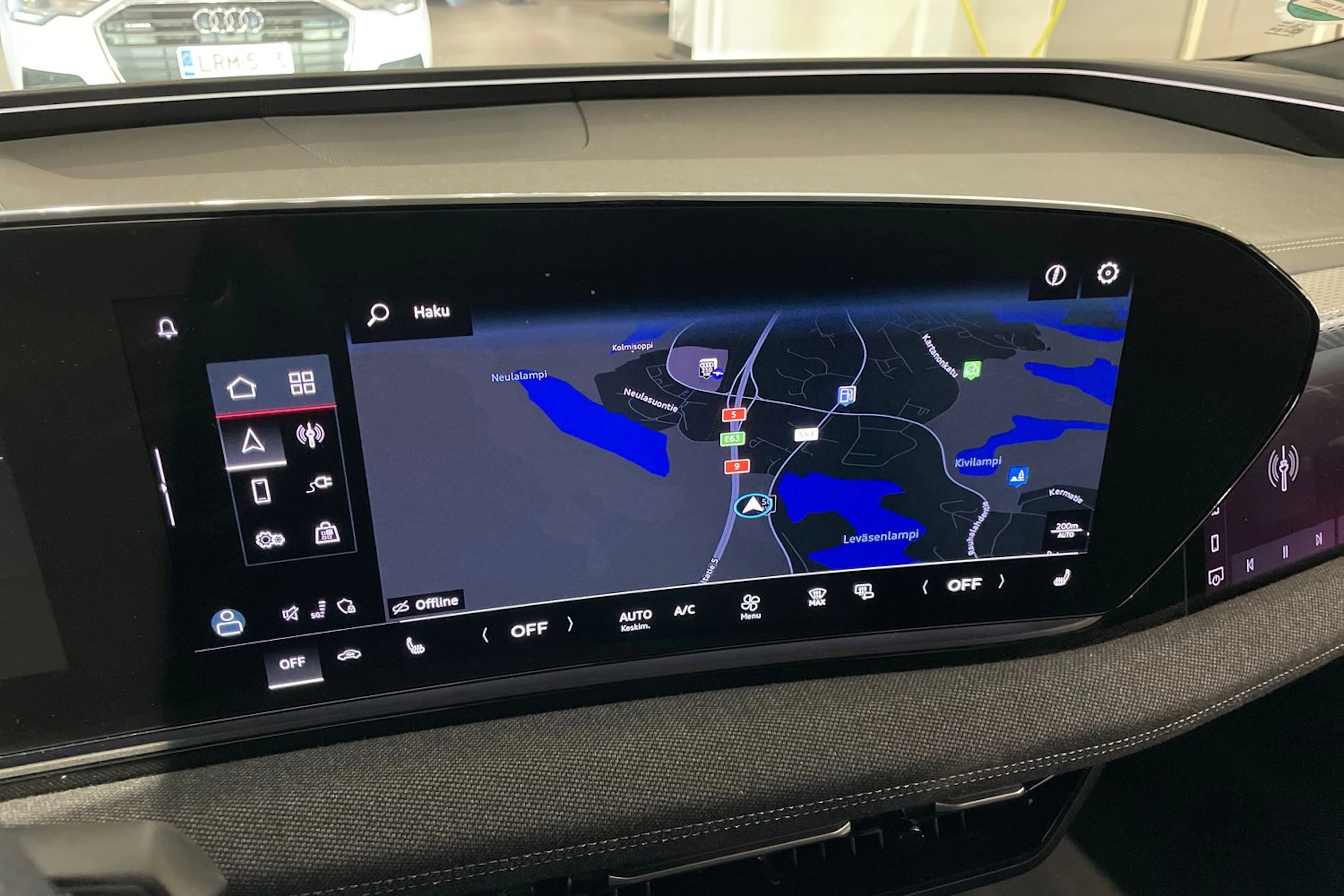 harmaa Audi A6 e-tron 2025 kuva 23.