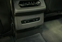harmaa Audi A6 e-tron 2025 kuva 25.