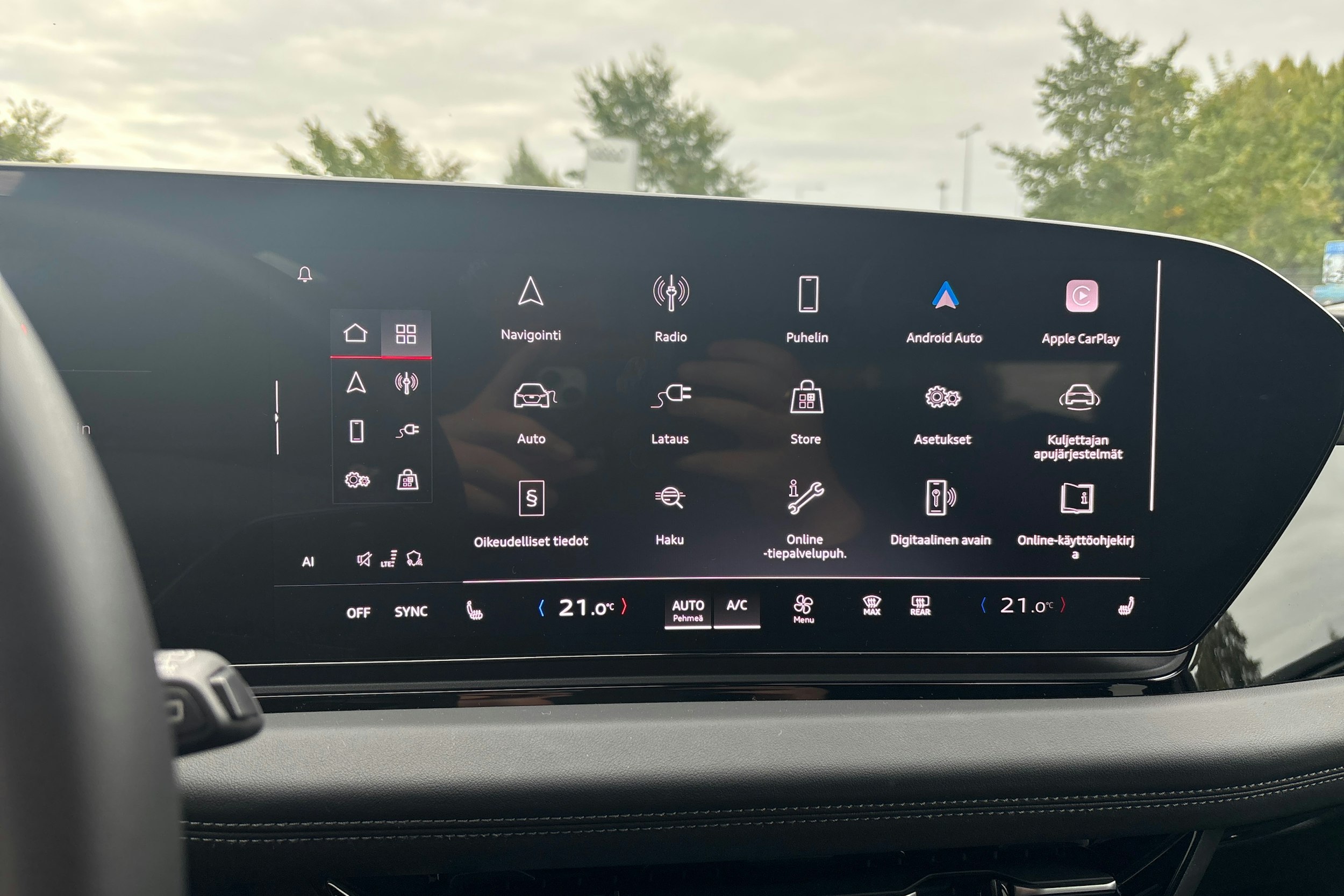 harmaa Audi A6 e-tron 2025 kuva 16.