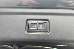 harmaa Audi A6 e-tron 2025 kuva 18.