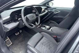 harmaa Audi A6 e-tron 2025 kuva 3.