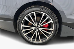 harmaa Audi A6 e-tron 2025 kuva 9.