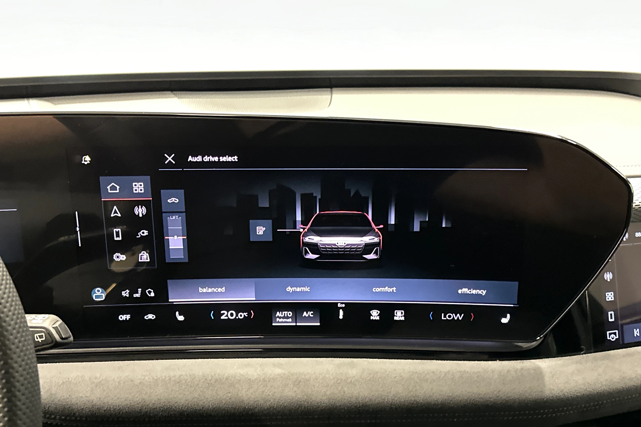 harmaa Audi A6 e-tron 2025 kuva 18.