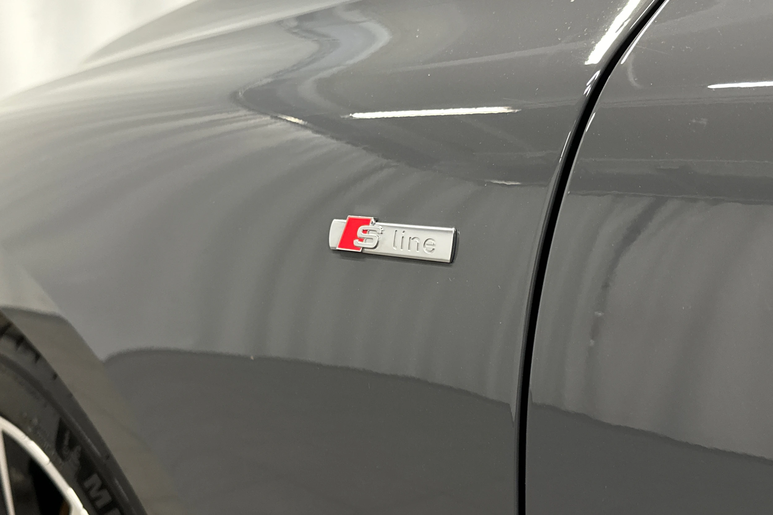 harmaa Audi A6 e-tron 2025 kuva 36.
