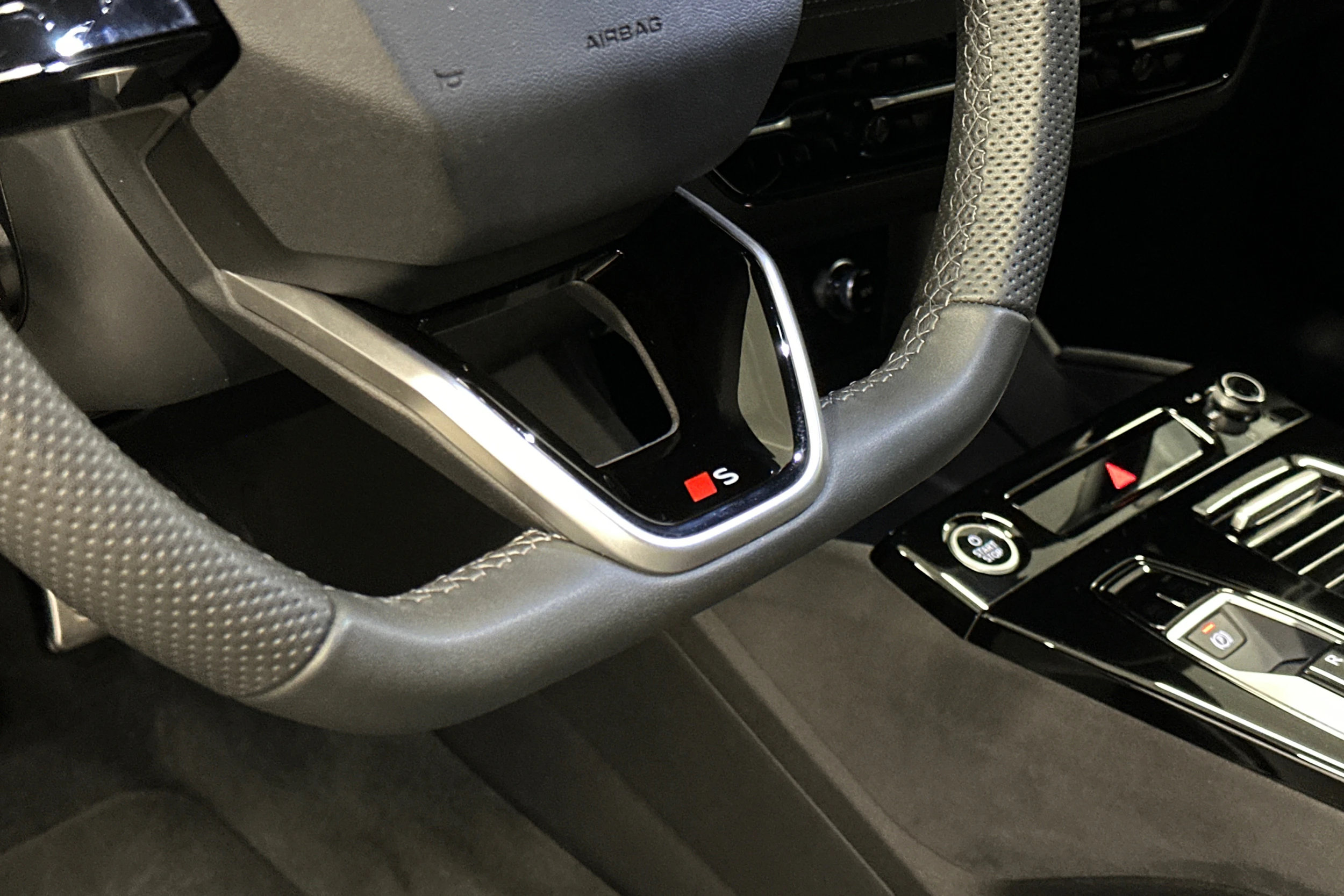 harmaa Audi A6 e-tron 2025 kuva 37.