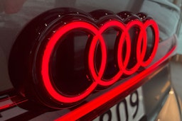 Harmaa Audi A6 e-tron 2025 kuva 12.