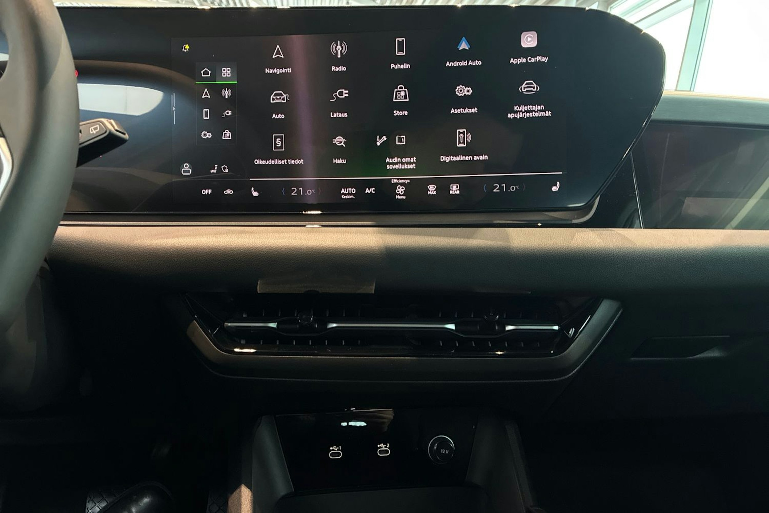 Harmaa Audi A6 e-tron 2025 kuva 14.