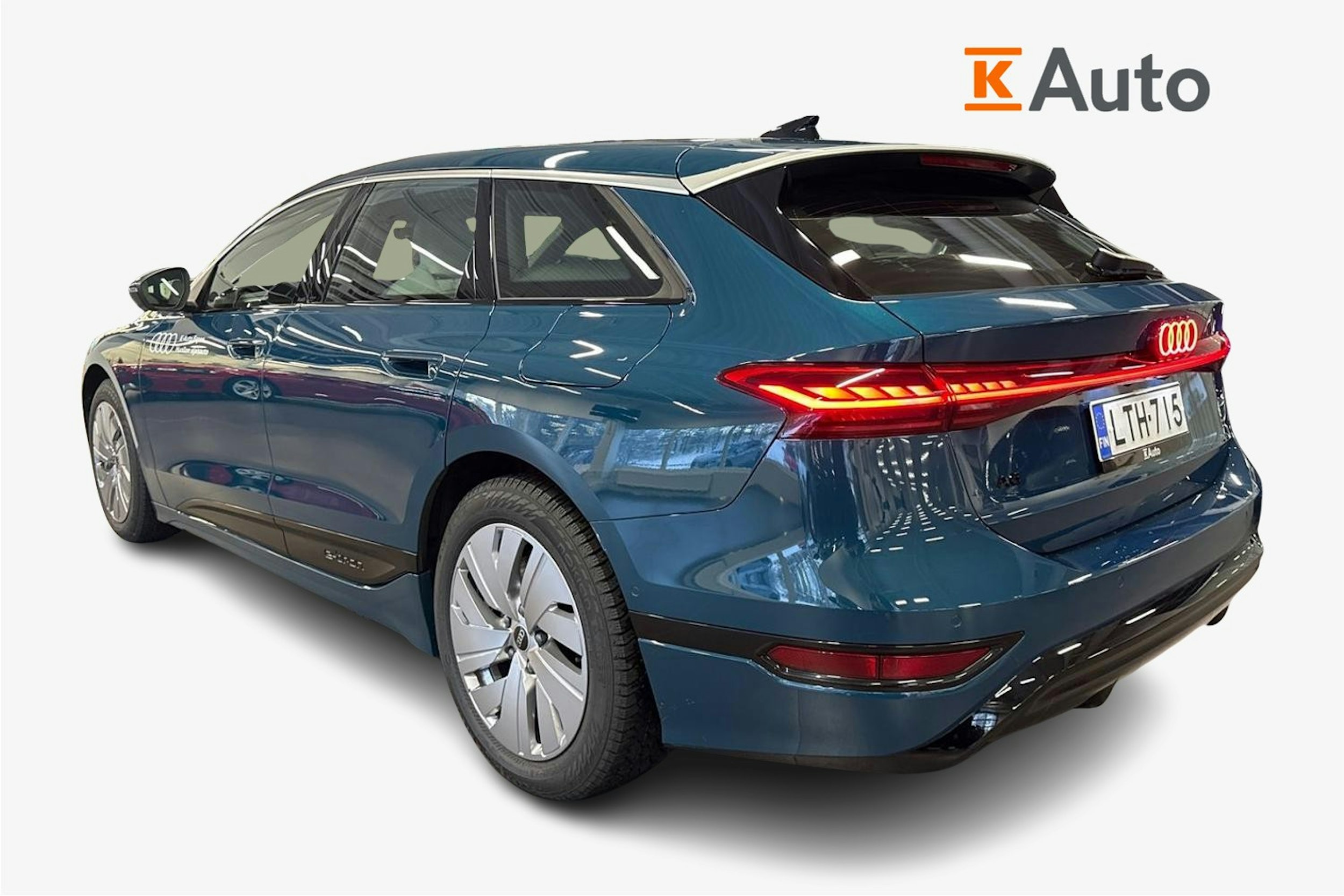 met. sininen Audi A6 e-tron 2025 kuva 2.